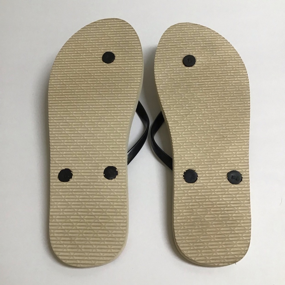 Disney SZ 10 1/2 Flip Flops Women’s Mickey and Minnie Mouse Sandals Red Bows Tan - Picture 4 of 10
